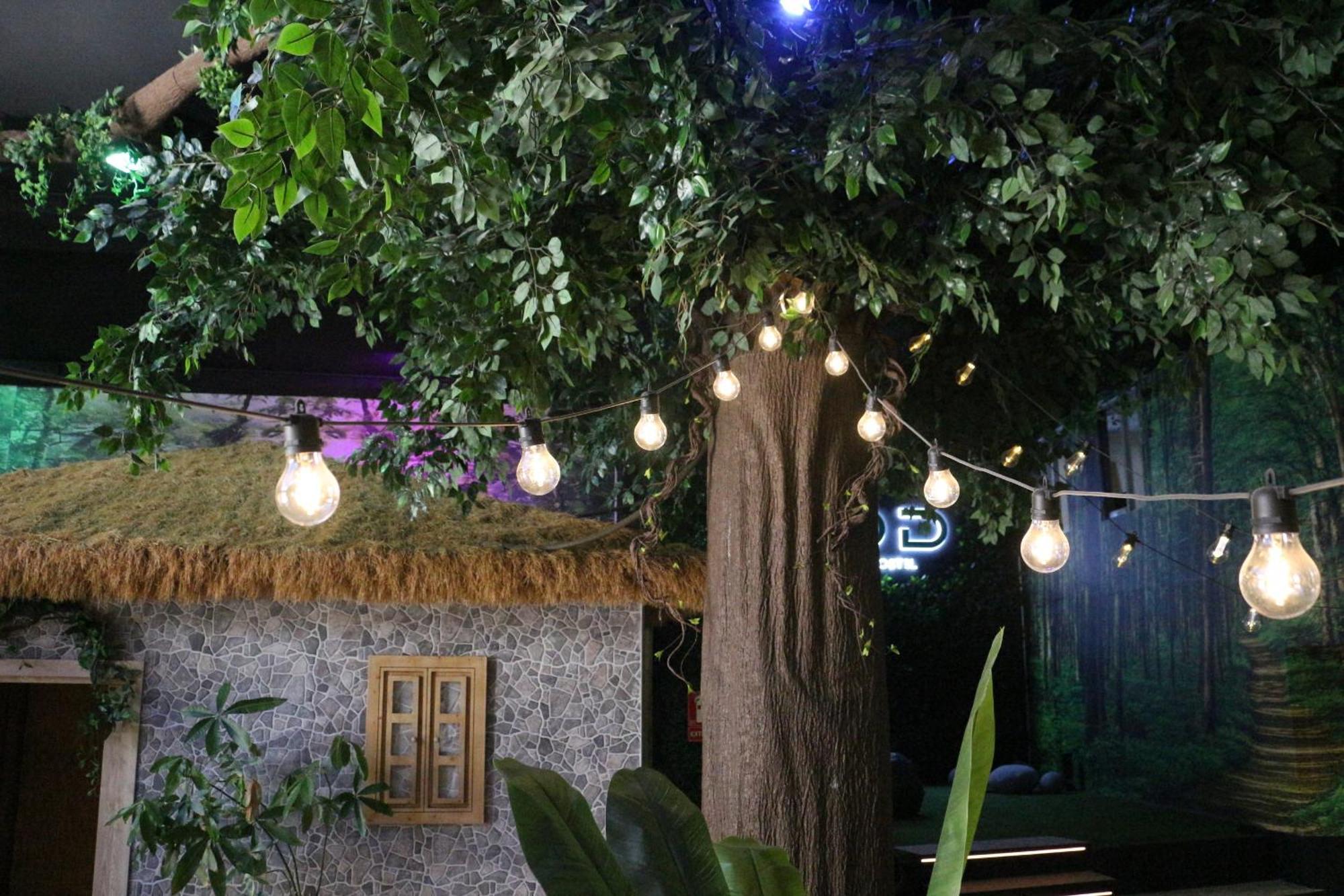 The Pod Suite Hostel Village Валенсія Екстер'єр фото